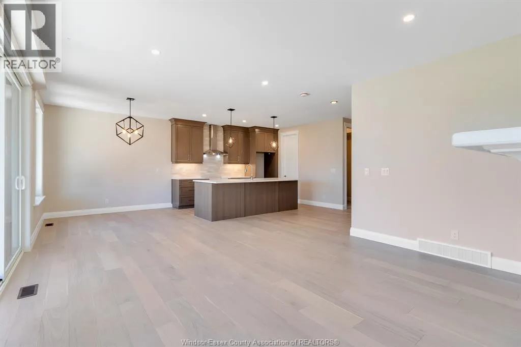 560 FLETCHER