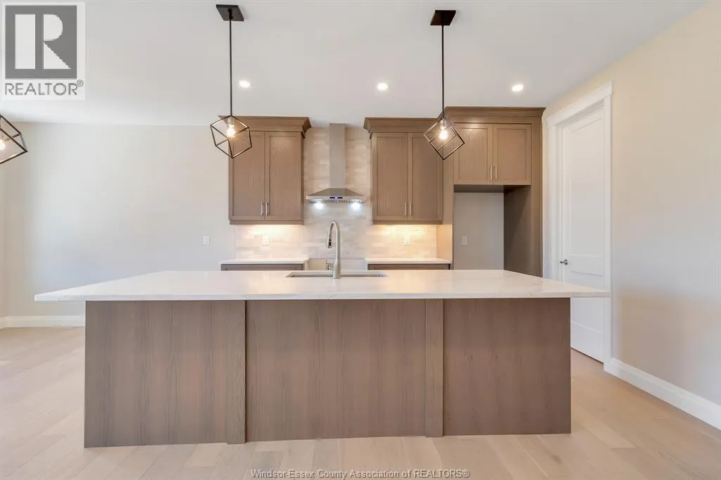 560 FLETCHER