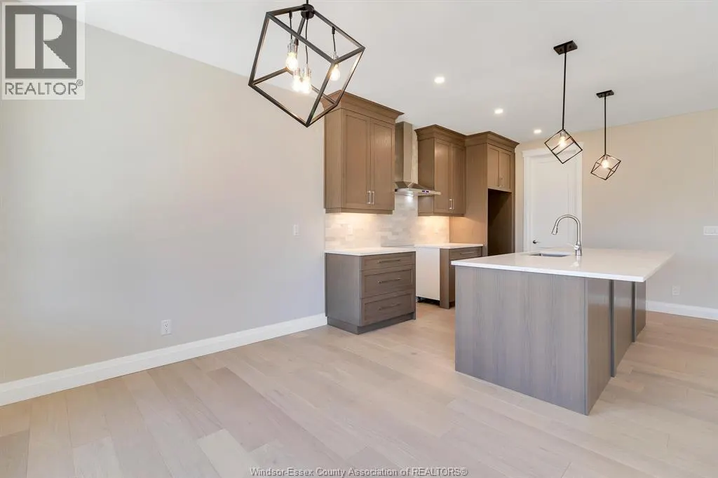 560 FLETCHER