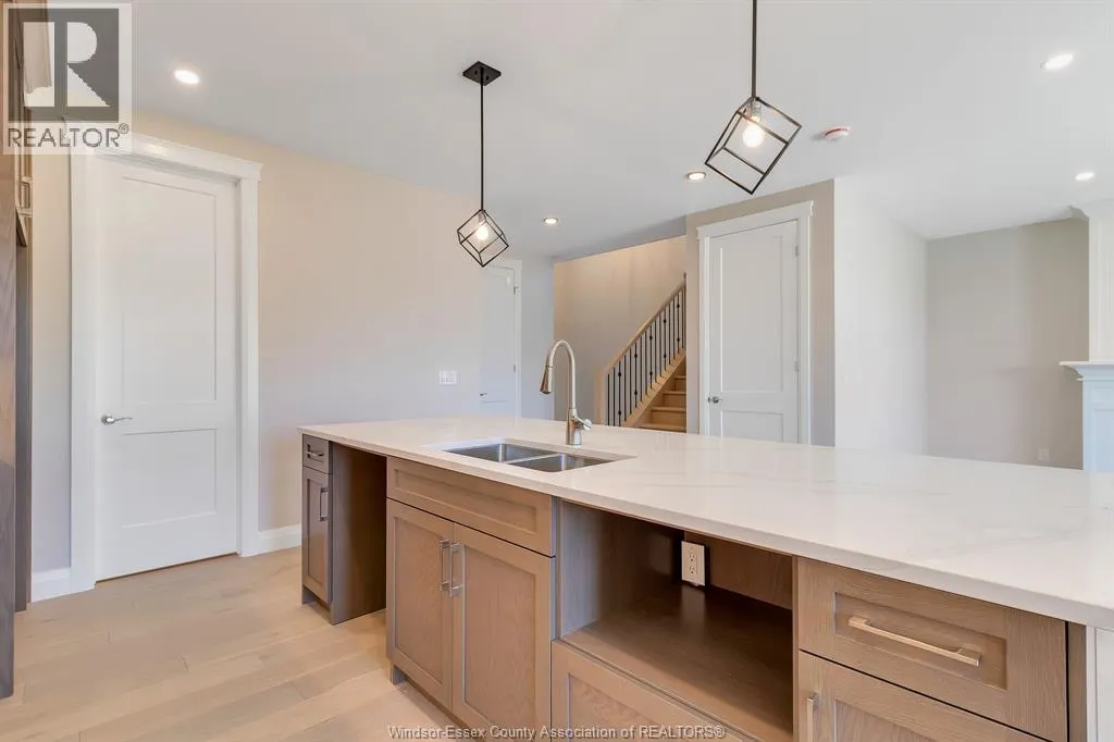 560 FLETCHER