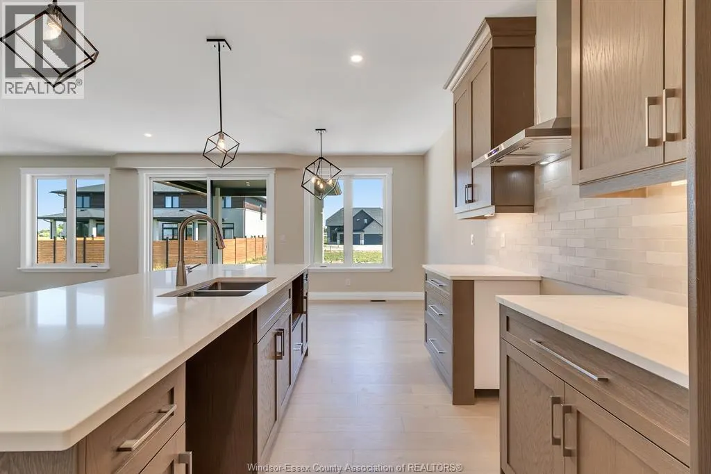560 FLETCHER