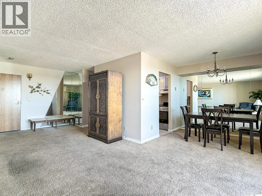9099 RIVERSIDE DR E Unit# 809