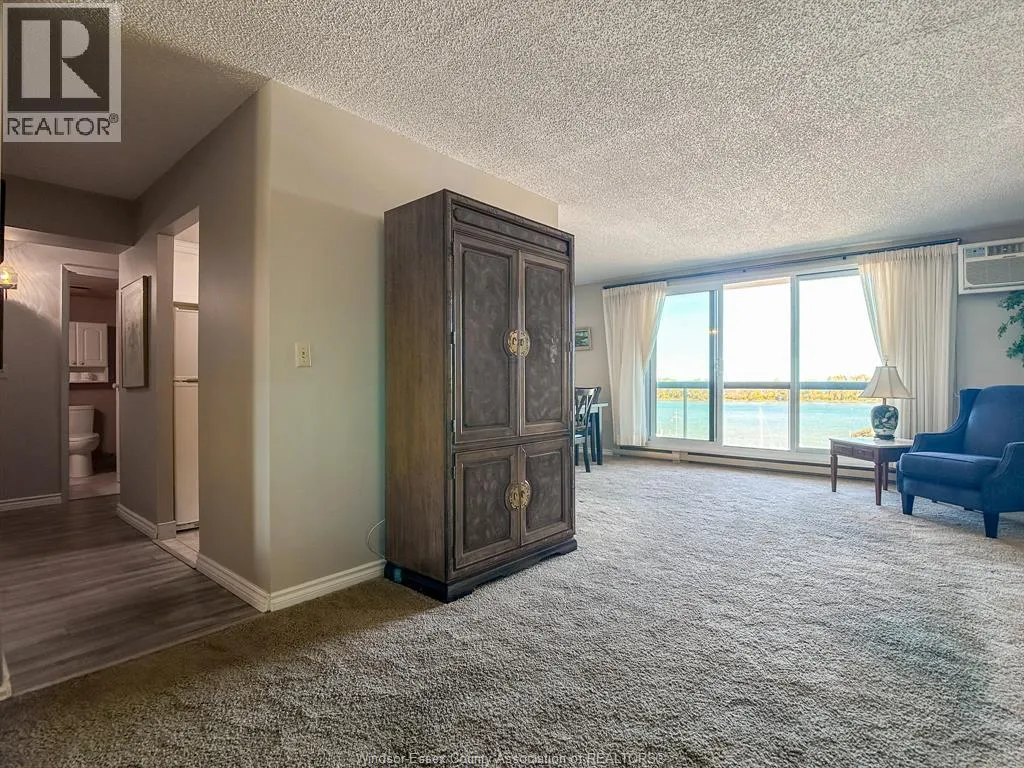 9099 RIVERSIDE DR E Unit# 809