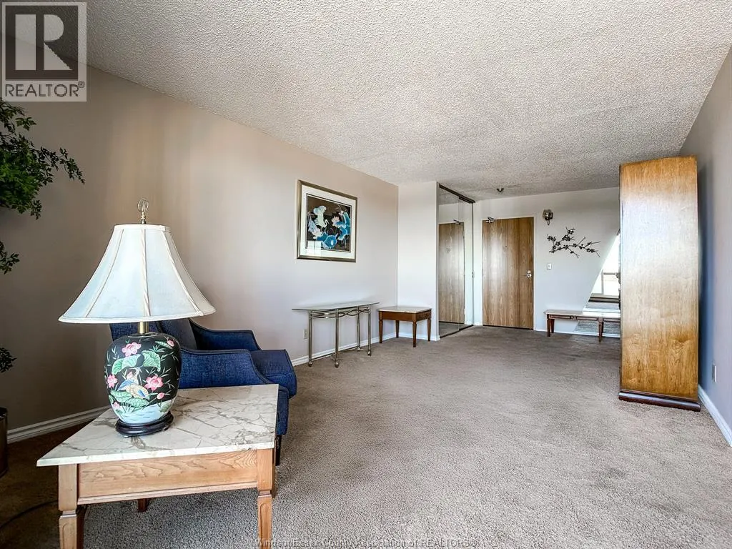9099 RIVERSIDE DR E Unit# 809