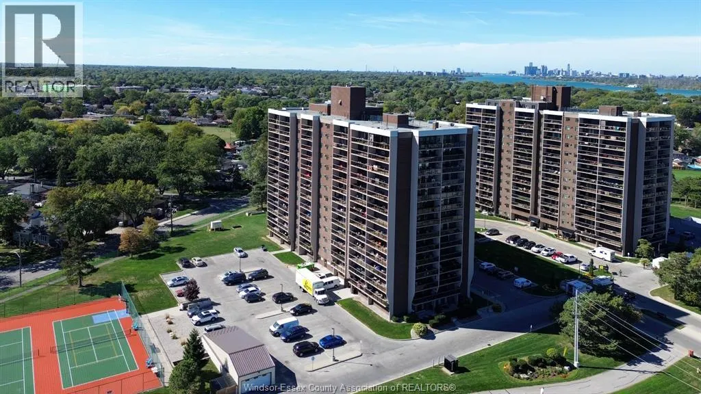 9099 RIVERSIDE DR E Unit# 809