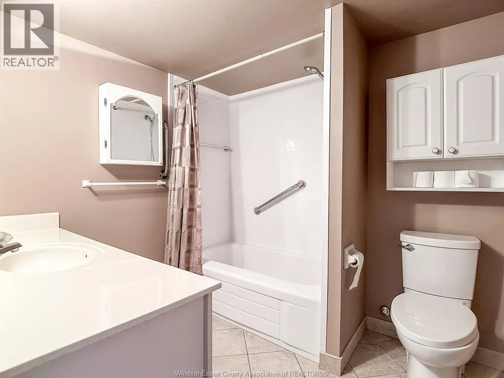 9099 RIVERSIDE DR E Unit# 809