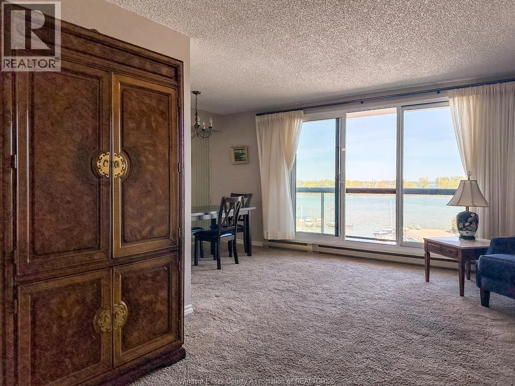 9099 RIVERSIDE DR E Unit# 809