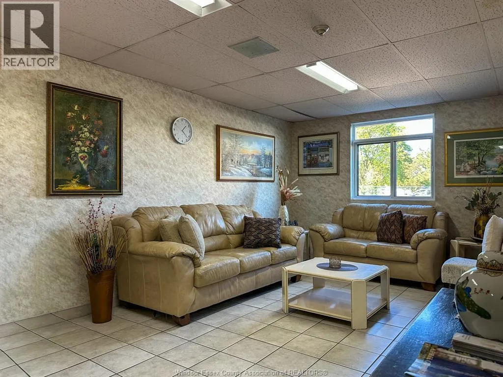 9099 RIVERSIDE DR E Unit# 809
