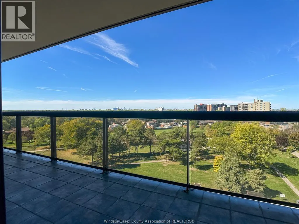 9099 RIVERSIDE DR E Unit# 809