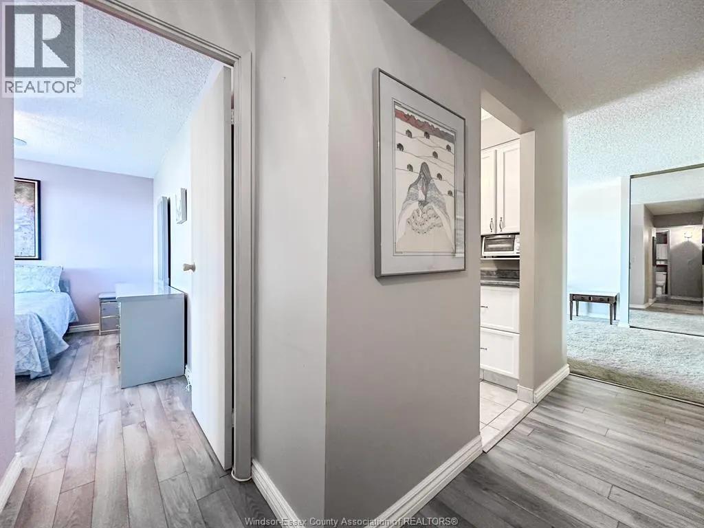 9099 RIVERSIDE DR E Unit# 809