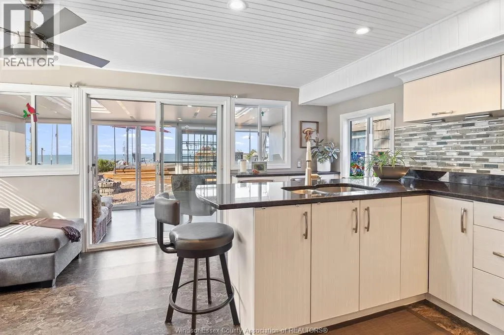 1362 EDGEWATER