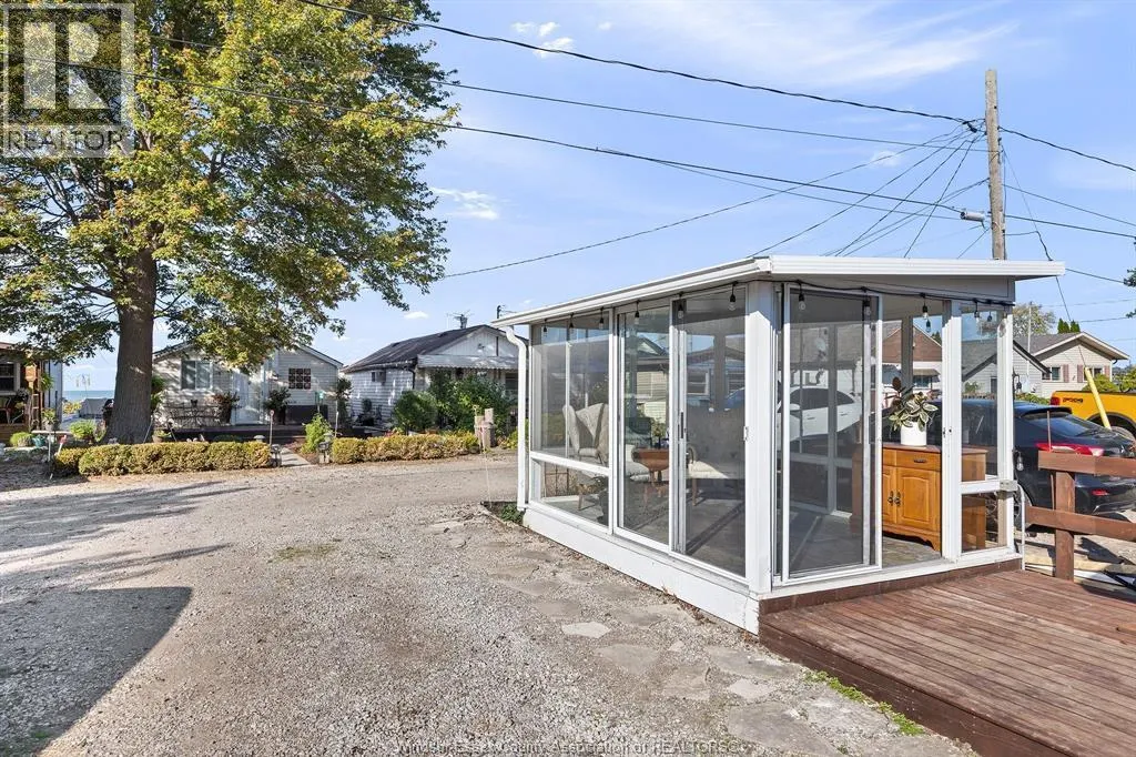 1362 EDGEWATER