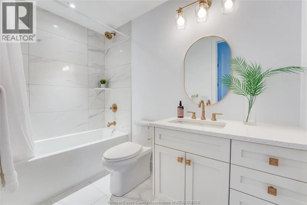 14400 TECUMSEH ROAD East Unit# 401