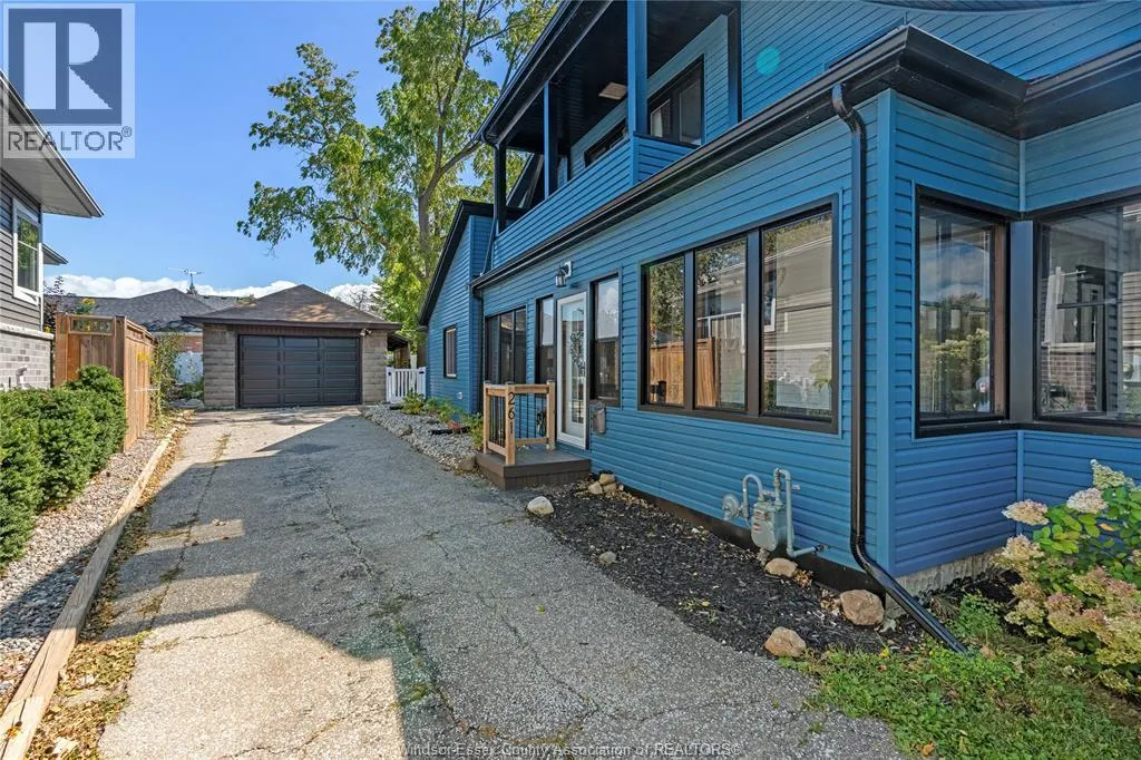 261 DIVISION STREET South