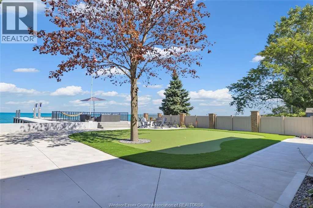 435 LAKEVIEW