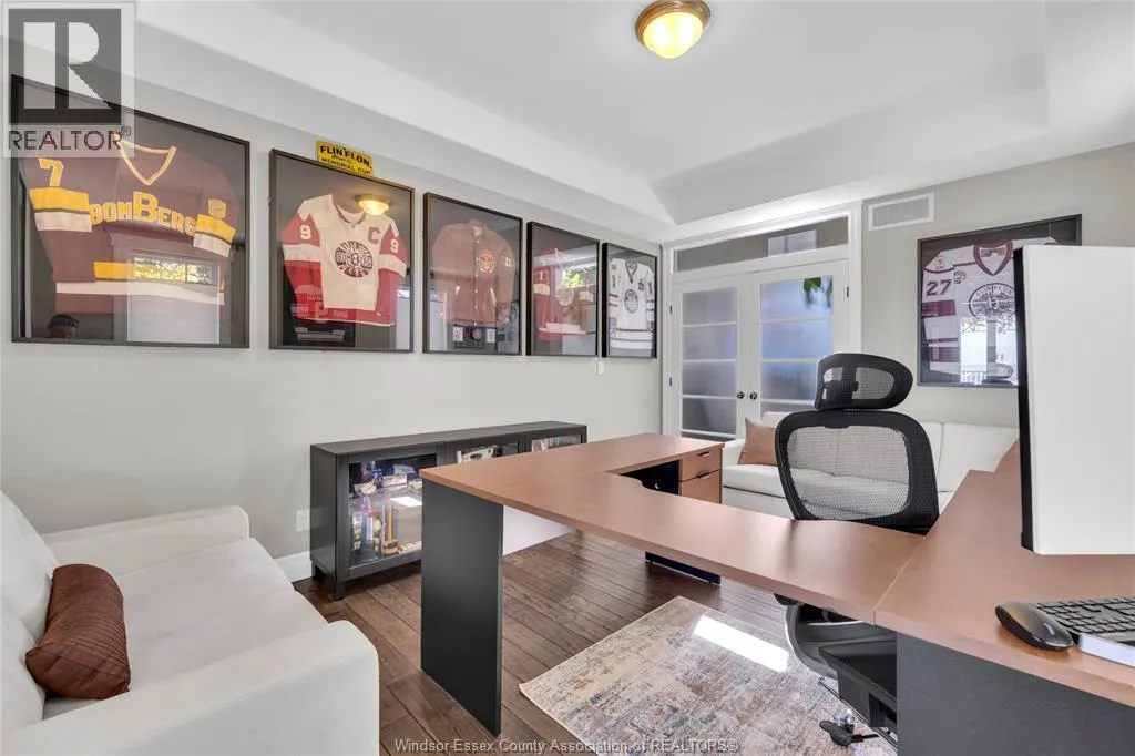 435 LAKEVIEW