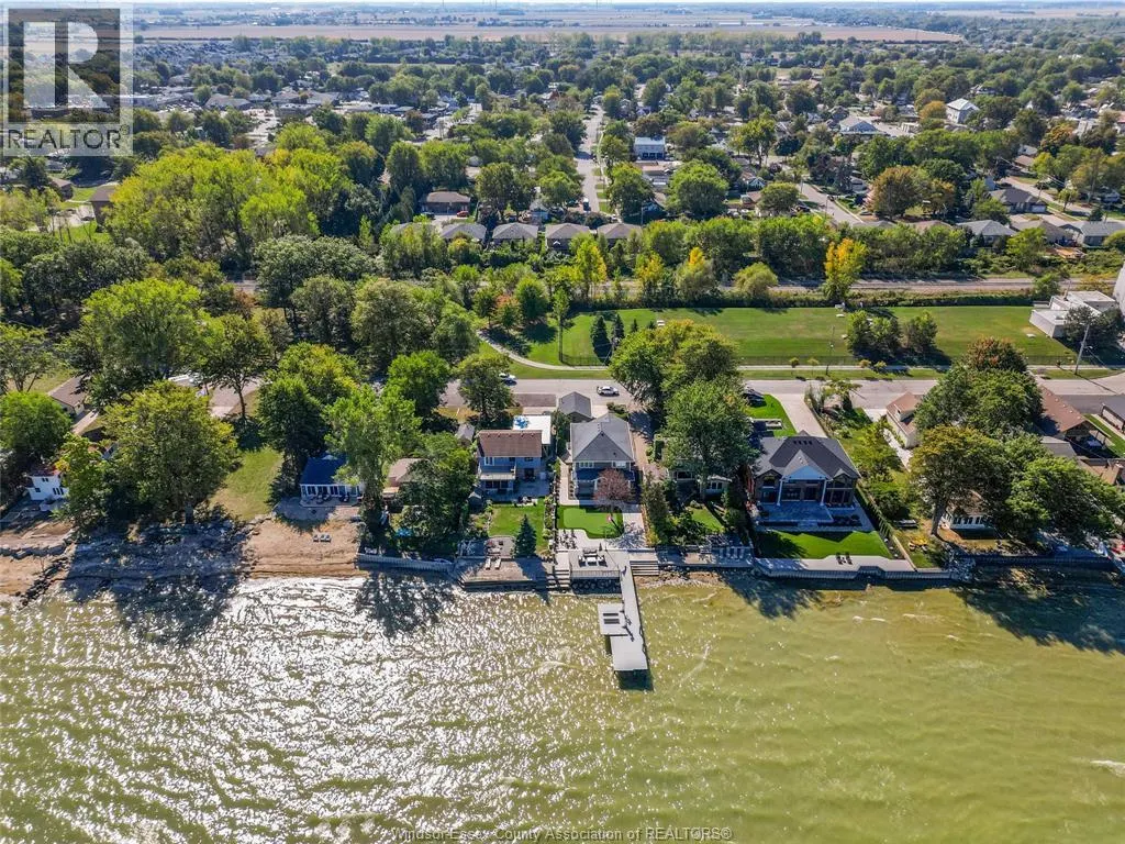 435 LAKEVIEW