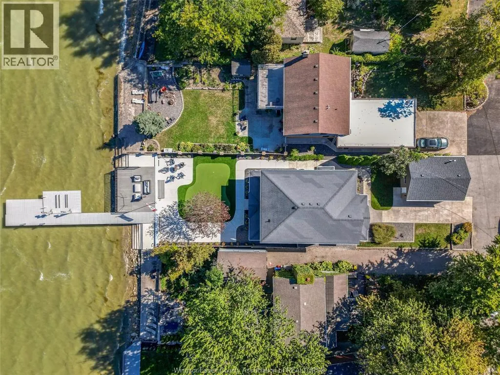 435 LAKEVIEW