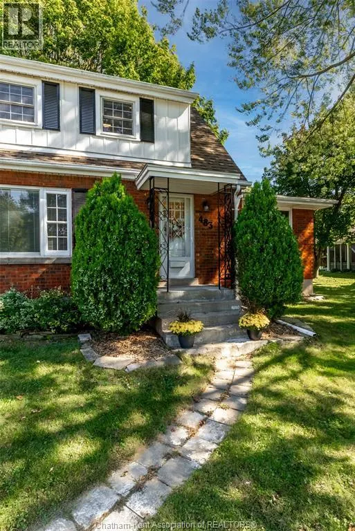 483 St. Clair STREET