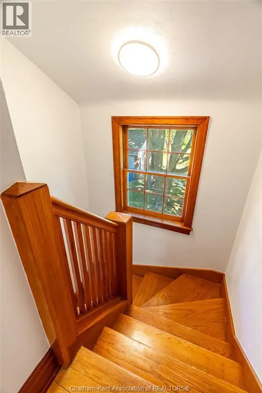 483 St. Clair STREET