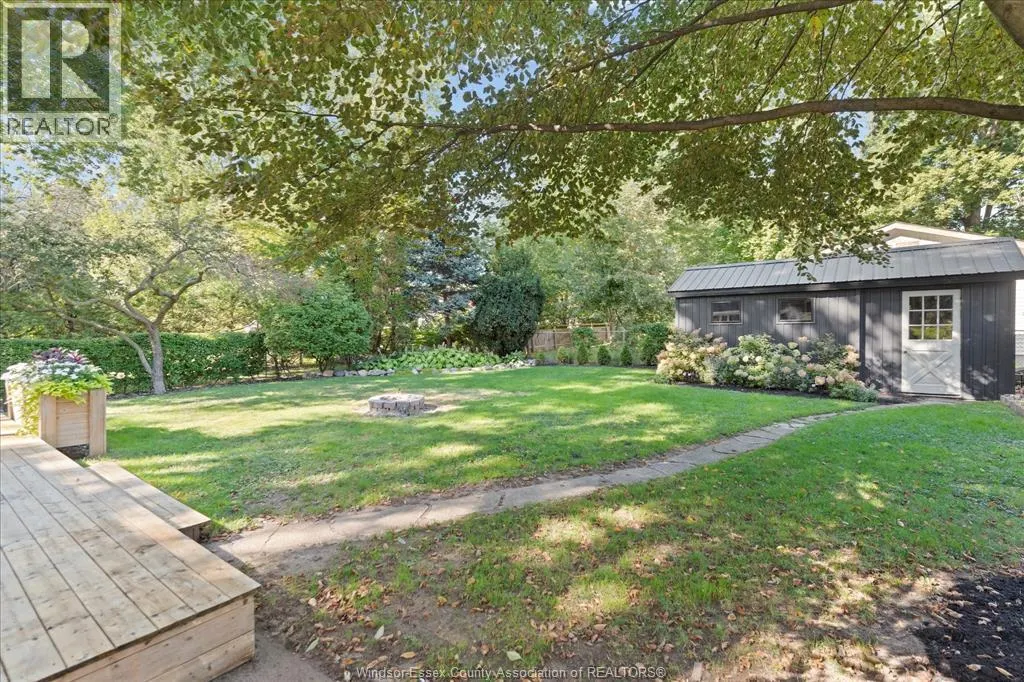 736 Lake Erie DRIVE