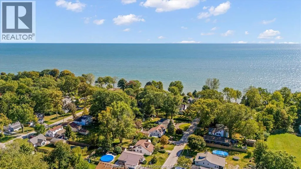 736 Lake Erie DRIVE