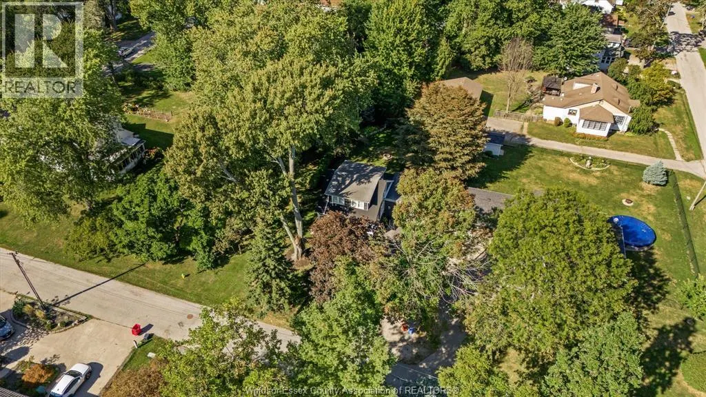 736 Lake Erie DRIVE