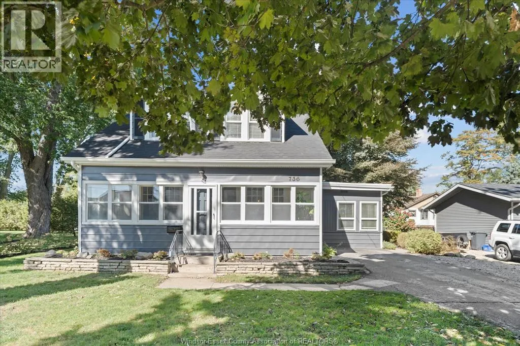 736 Lake Erie DRIVE