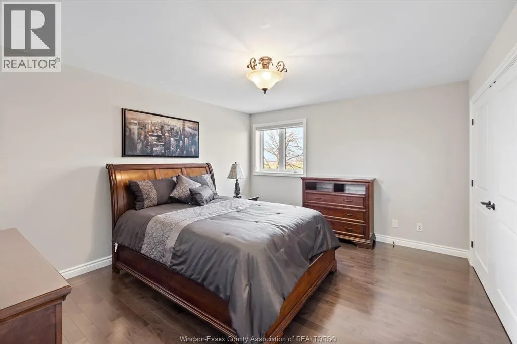 640 NORTH TALBOT ROAD