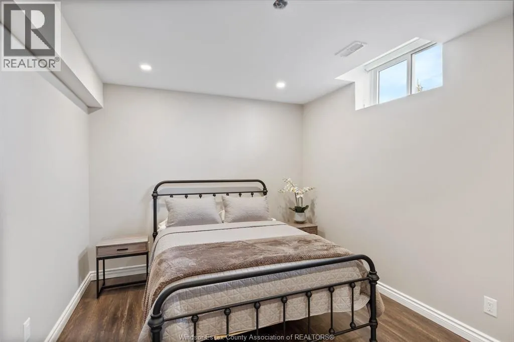 640 NORTH TALBOT ROAD