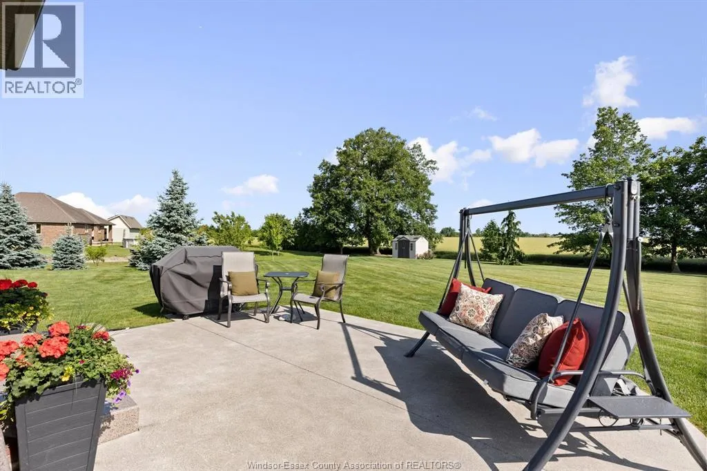 640 NORTH TALBOT ROAD