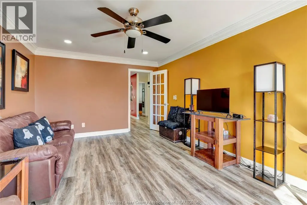 12685 HORWOOD CRESCENT
