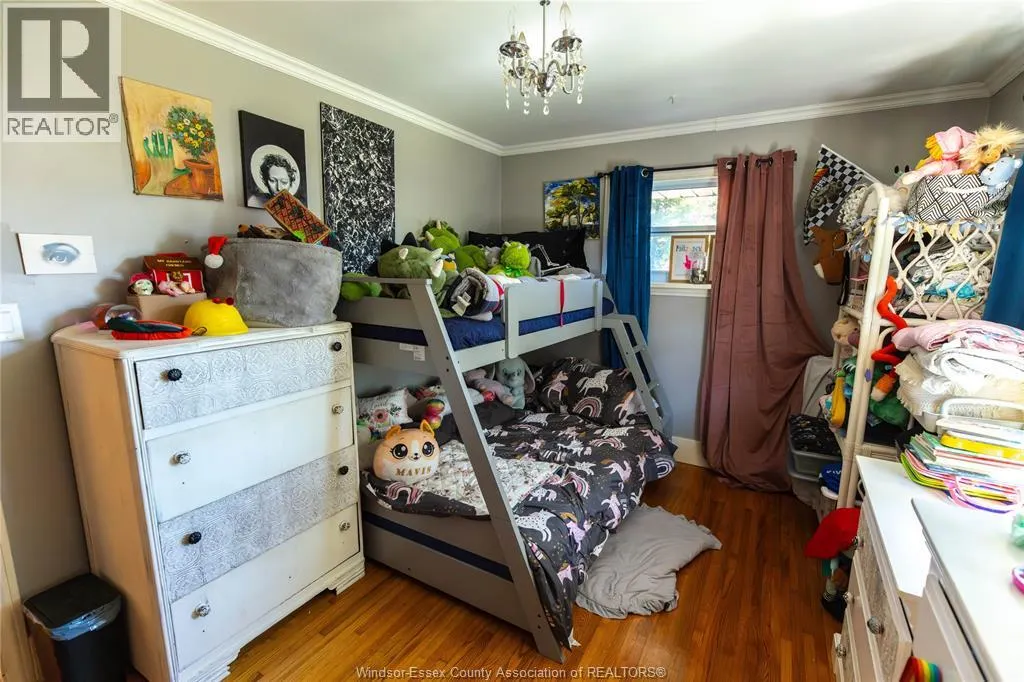 5081 ROYAL COURT