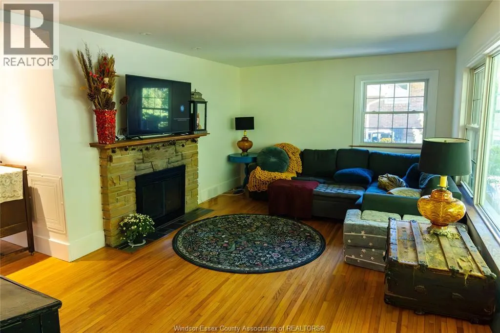 5081 ROYAL COURT
