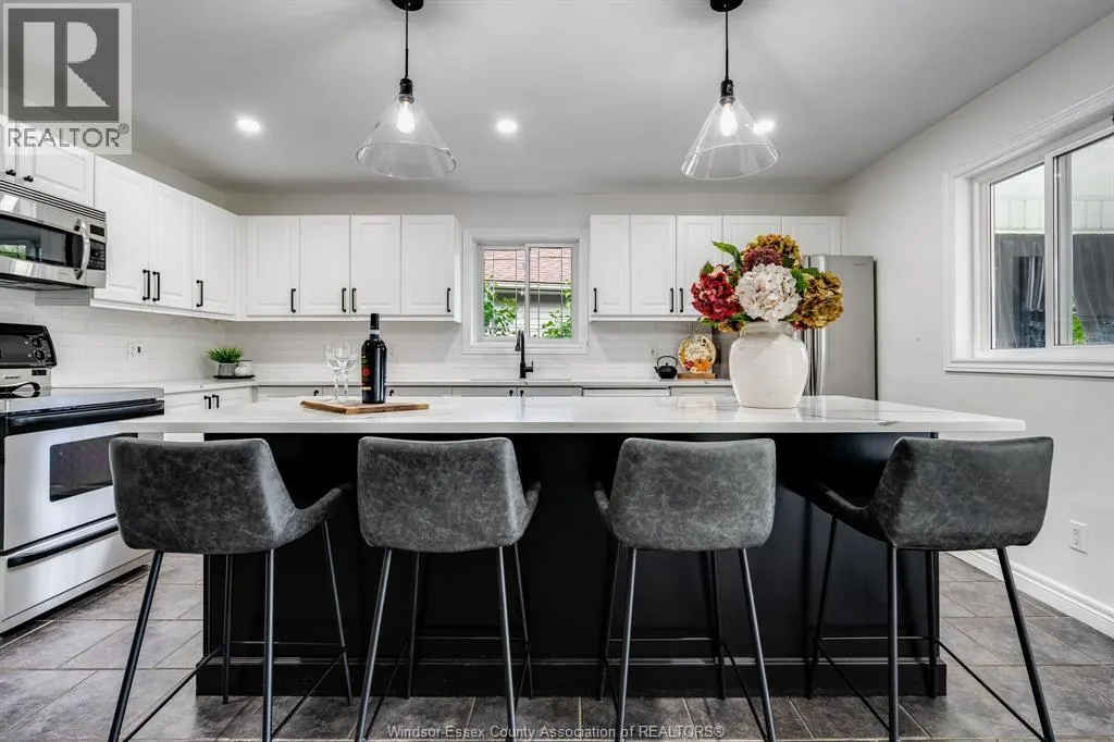 1026 Treverton