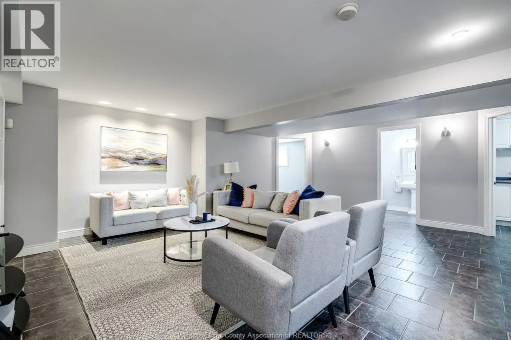 1026 Treverton