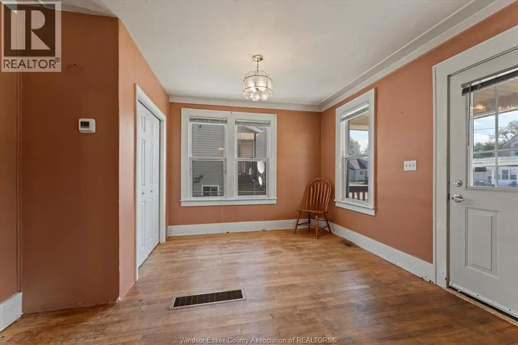 543 St. Charles STREET
