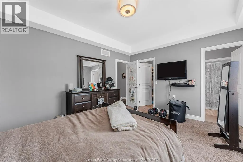 535 DUNN AVENUE