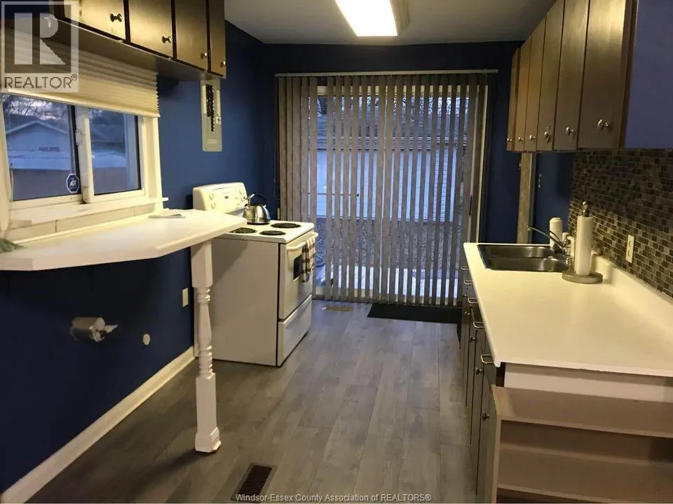 1423 AUBIN ROAD