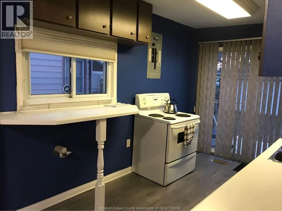 1423 AUBIN ROAD