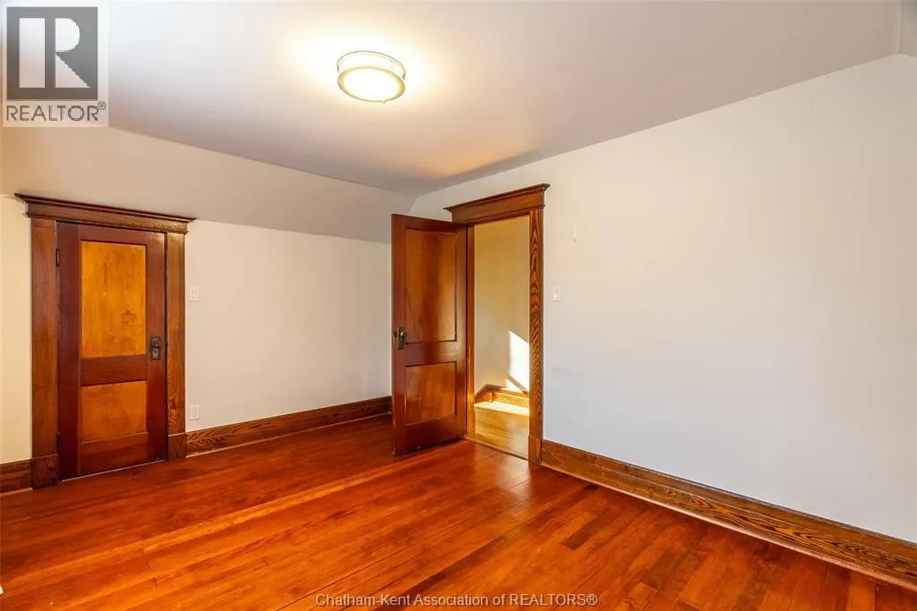 29 Erie STREET South