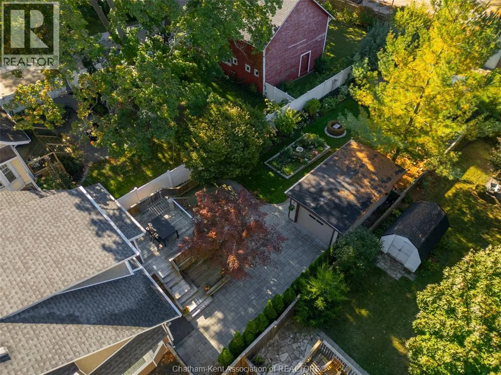 29 Erie STREET South