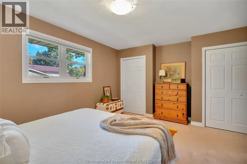 9 BRIDLE PATH ROAD East