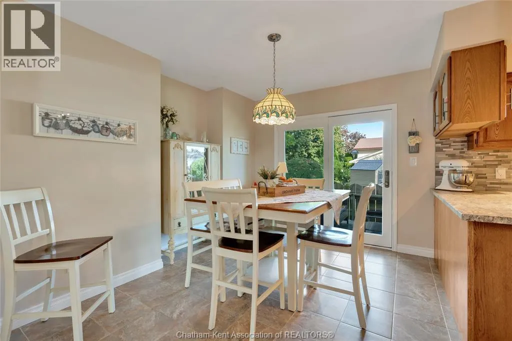 9 BRIDLE PATH ROAD East