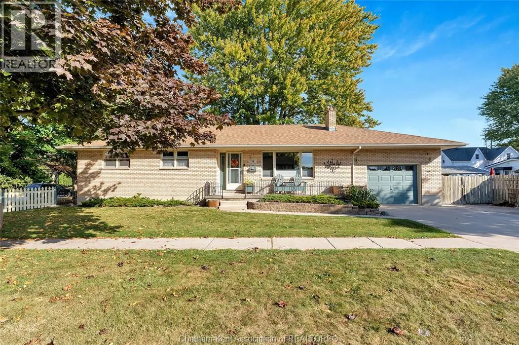 9 BRIDLE PATH ROAD East