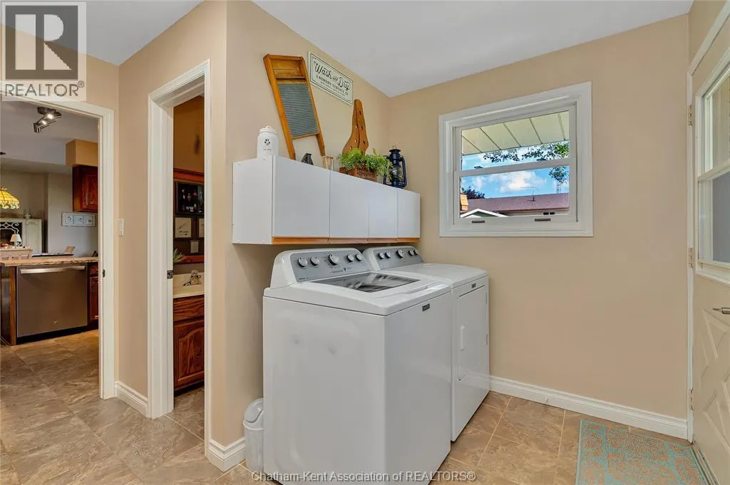9 BRIDLE PATH ROAD East