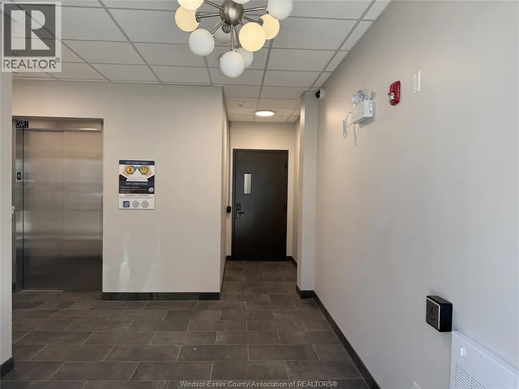 58 CHATHAM STREET West Unit# 200