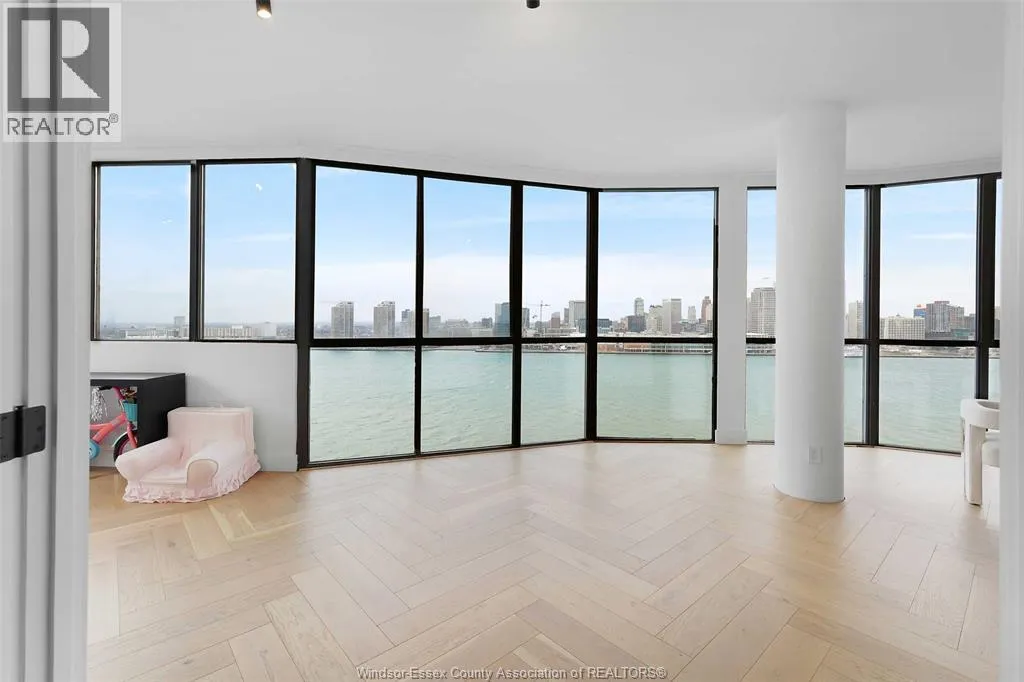 515 RIVERSIDE DRIVE West Unit# 1701