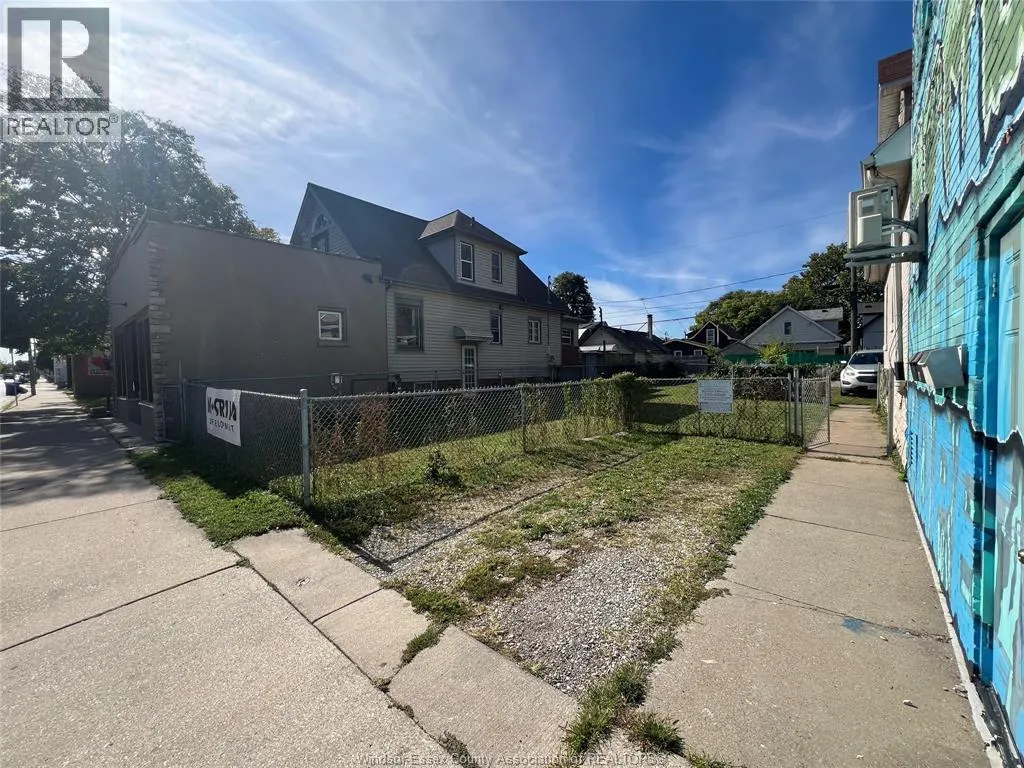 1067 DROUILLARD Unit# STOREFRONT