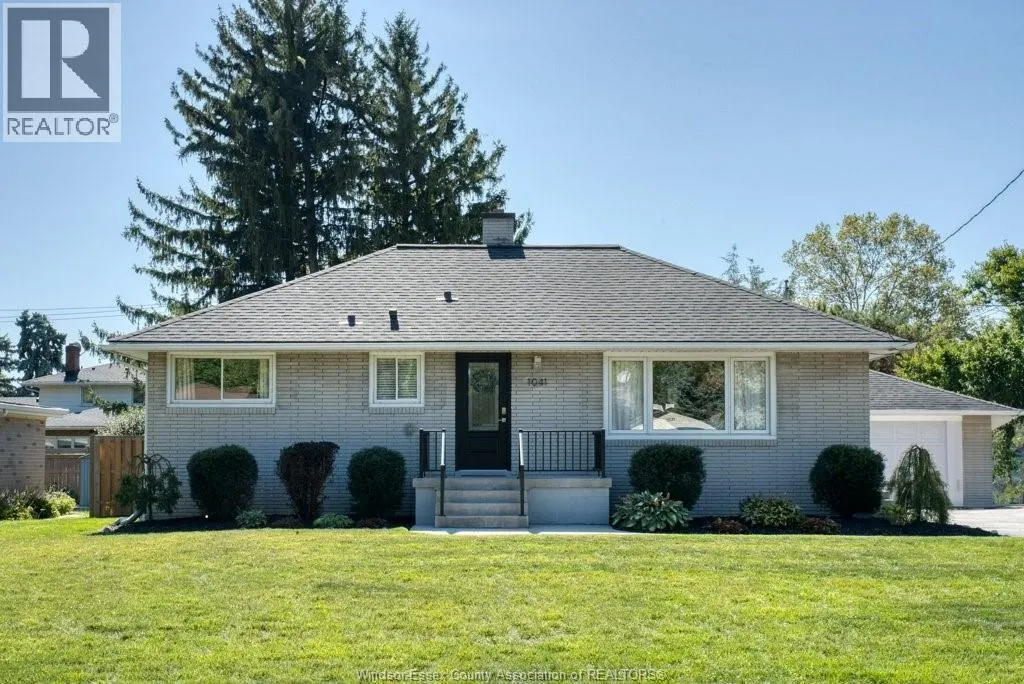 1041 SCOFIELD AVENUE